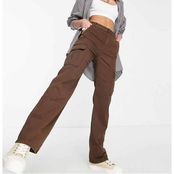 High waisted Stradivarius cargo pants - Picture 9 of 15